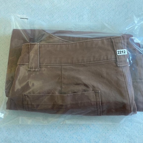 Old Navy barrel leg pants - Picture 7 of 7